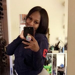 Meet your Posher, Briana